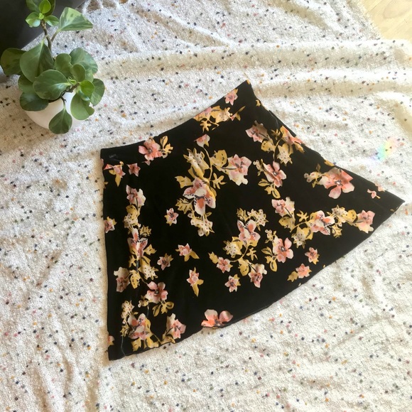 Free People Margaux Velvet Mini Skirt - Picture 3 of 14